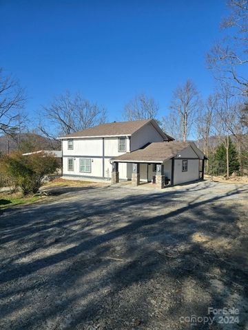 $759,000 | 108 Windy Mountain Lane | Edneyville