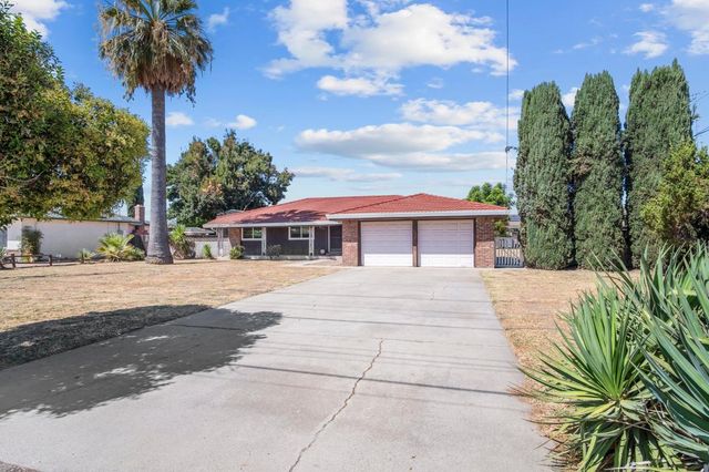 $689,000 | 2021 West Louise Avenue | Manteca