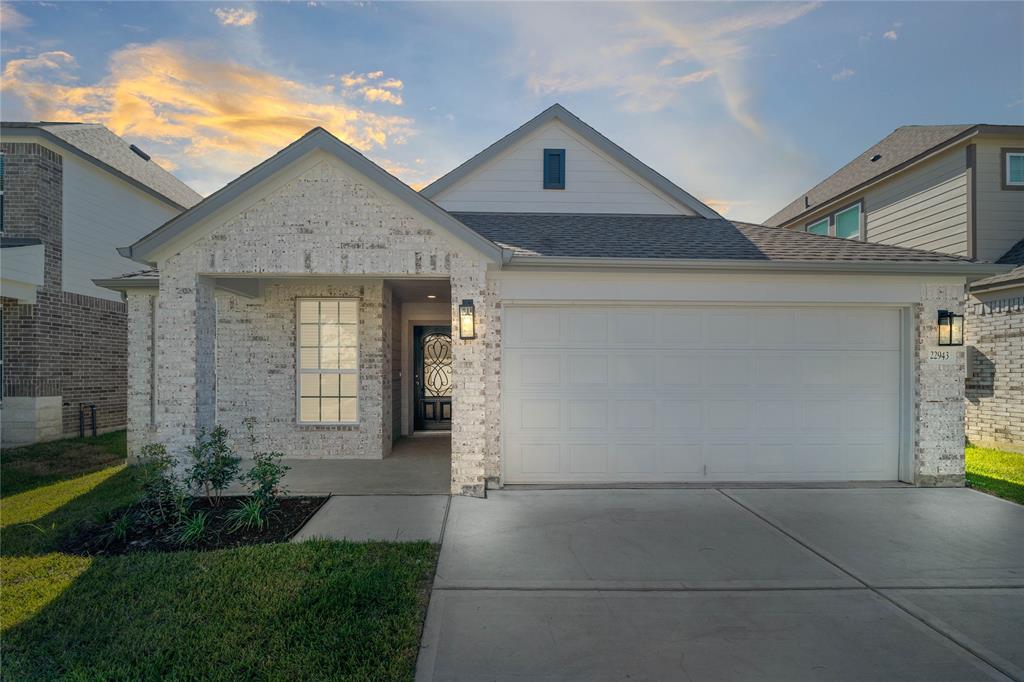 Welcome home to 22943 Lotus Pass Drive located in Breckenridge Park and zoned to Spring ISD.