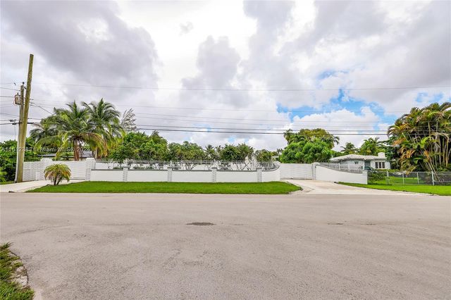 $5,000 | 300 North Biscayne River Drive, Unit A | Golden Glades