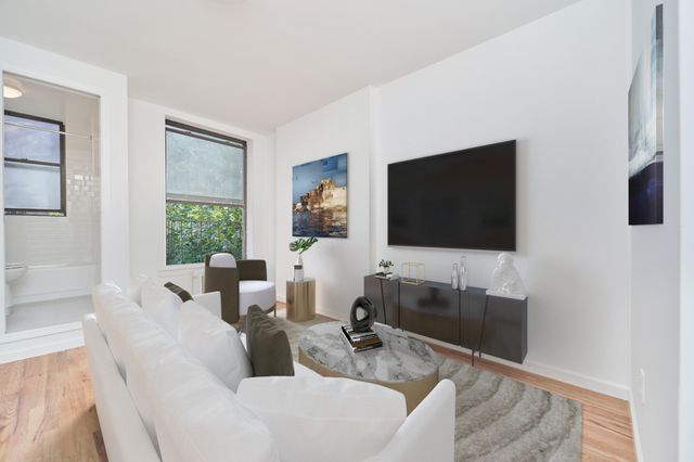 $3,150 | 324 East 74th Street, Unit 5D | Lenox Hill