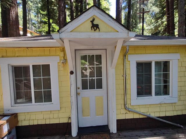 $435,000 | 14588 Canyon 1 Road | Guerneville