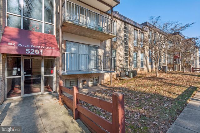 $138,000 | 5201 Newton Street, Unit T2 | Bladensburg