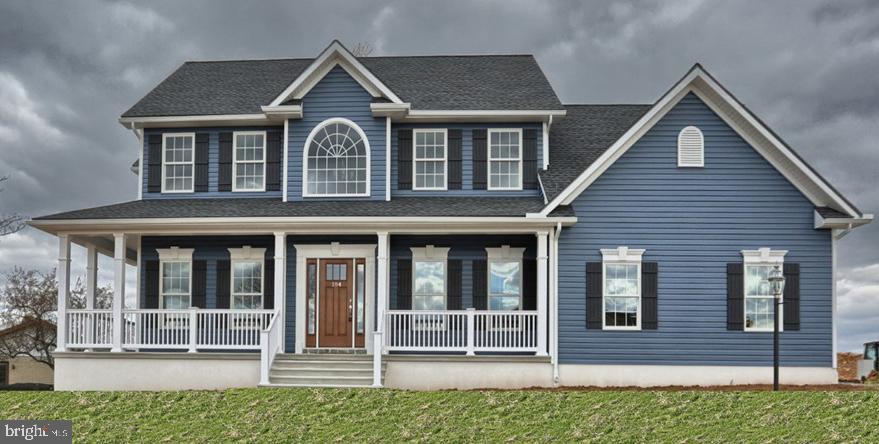 a house view with a outdoor space