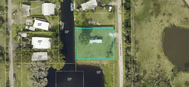 $185,000 | 2267 Queen Anne Drive | Fort Myers Shores