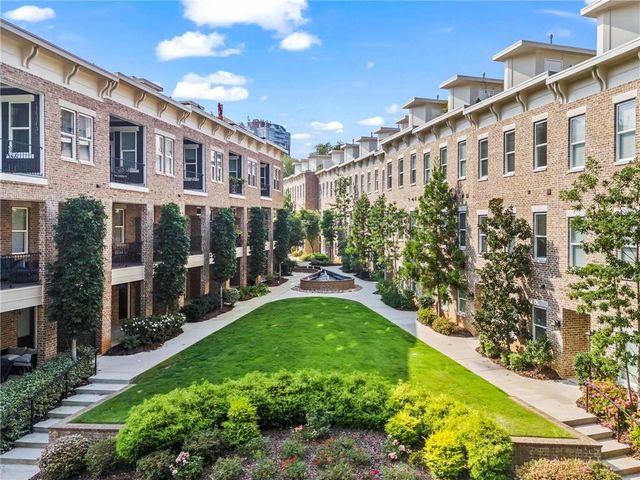 $864,000 | 359 Brownstones Circle Northeast | Old Fourth Ward