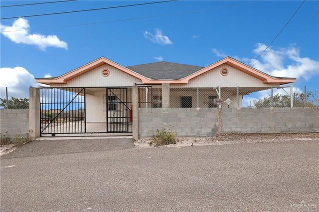 $169,900 | 136 East Gonzalez Street | Las Lomas