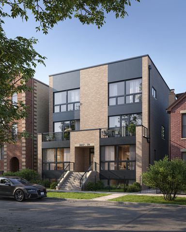 $899,000 | 2039 West Huron Street, Unit 3E | West Town