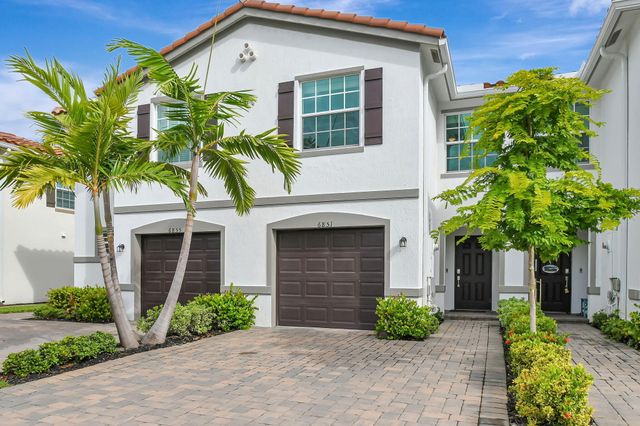 $2,800 | 6851 Broadwater Lane | Fountains of Palm Beach