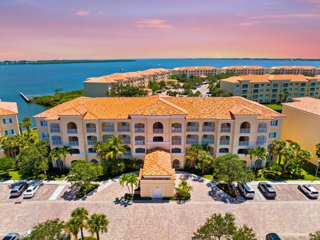 $425,000 | 5 Harbour Isle Drive East, Unit 203 | Harbour Isle at Hutchinson Island