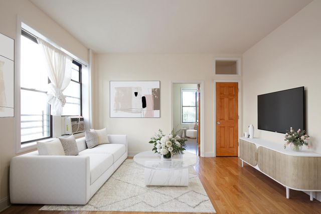 $4,350 | 807 8th Avenue, Unit 2R | Park Slope