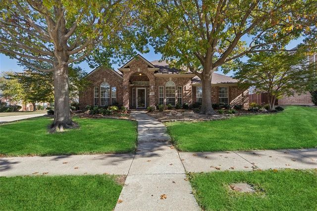 $675,000 | 8316 Stone Ridge Drive | Plano