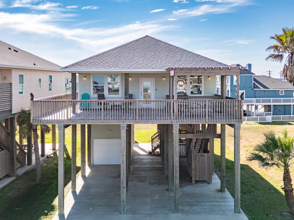 a view of house with outdoor space