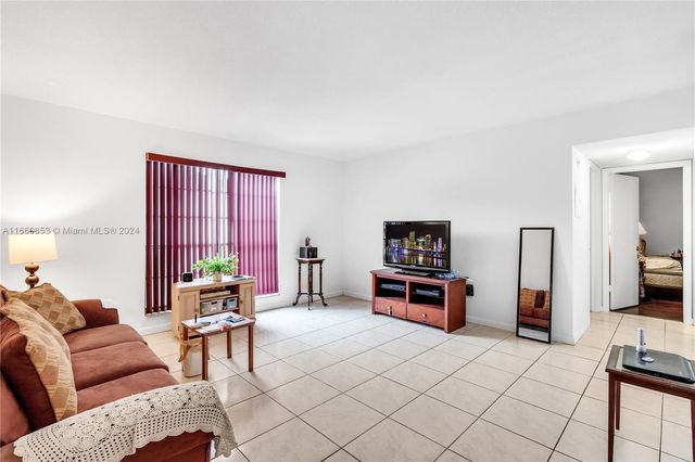 $249,000 | 10790 North Kendall Drive, Unit C22 | Kendall