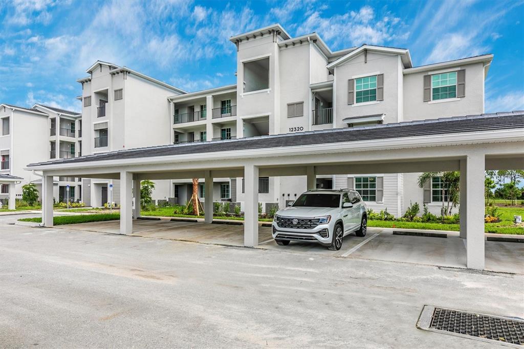 a car parked in front of a building