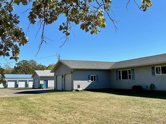 $675,000 | 16335 County Road 2 | Platte Lake Township - Crow Wing County