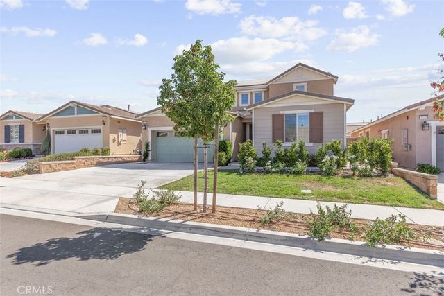 $974,000 | 5327 La Bodega Way | Summit at Rosena