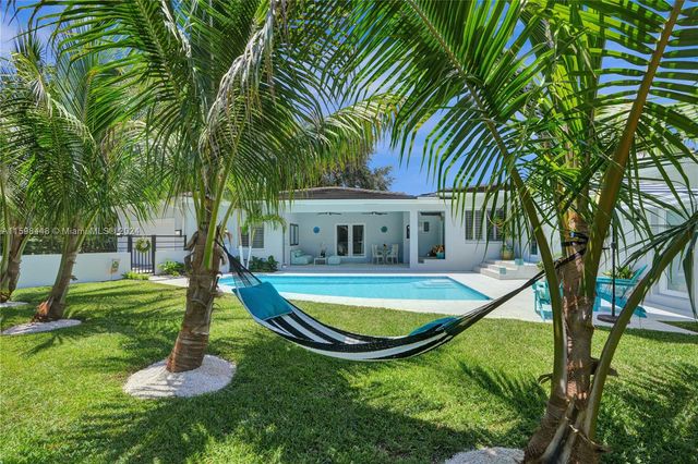 $3,845,000 | 4705 Granada Boulevard | Country Club Section