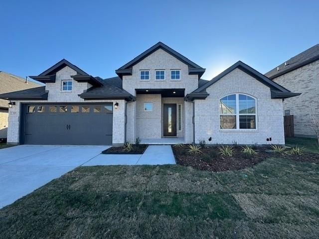 $434,950 | 664 Red Maple Road | Waxahachie