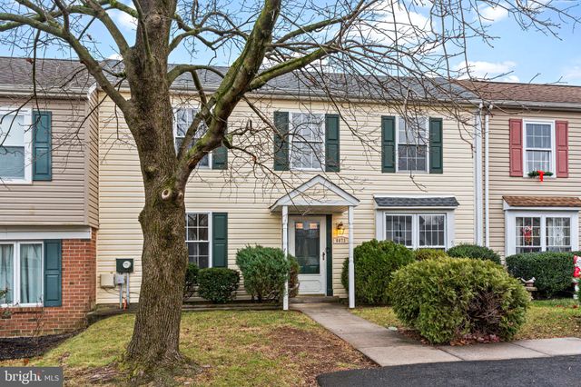 $339,900 | 6673 Mayflower Drive | Neshaminy Valley