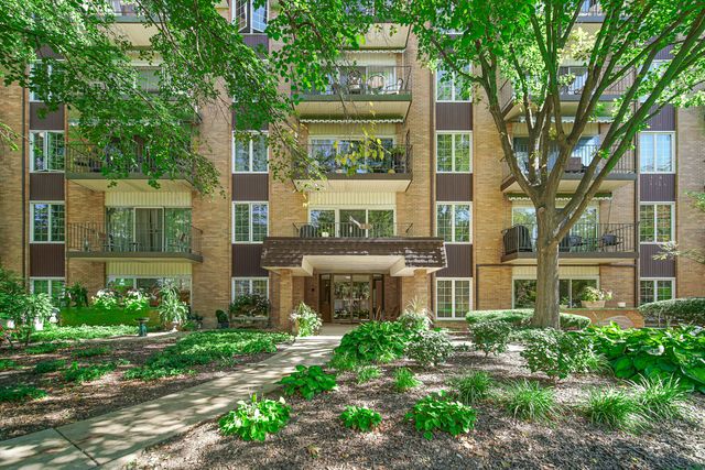 $270,000 | 445 North Park Boulevard, Unit 3F | Glen Ellyn