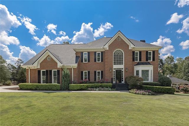 $1,195,000 | 2257 Salient Road