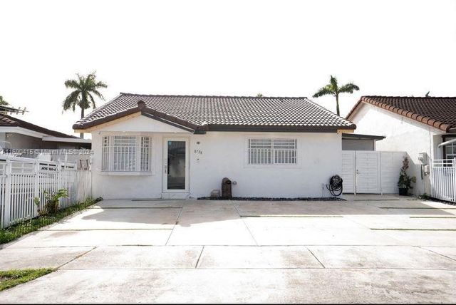 $3,600 | 8738 Northwest 116th Terrace | Hialeah Gardens