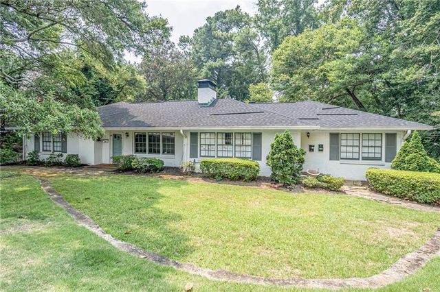 $1,225,000 | 432 Collier Road Northwest | Collier Hills North