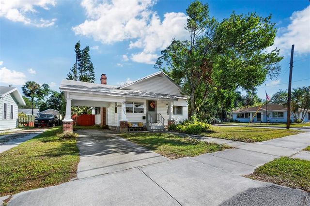 $350,000 | 1323 18th Street West | Seminole Heights