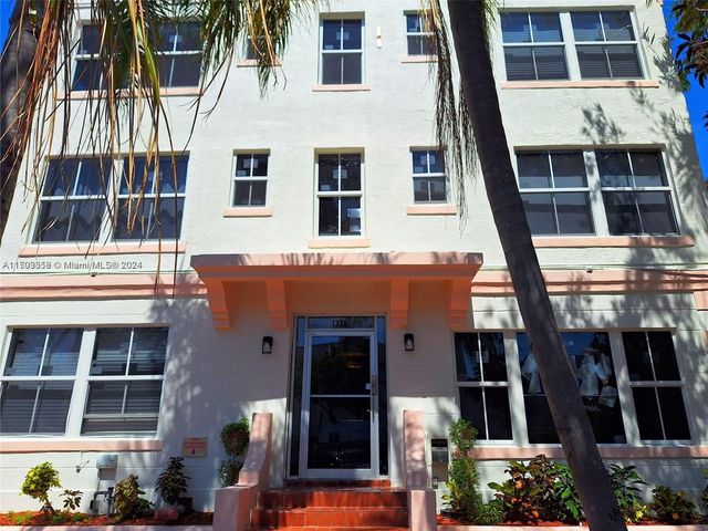 $1,600 | 1320 Drexel Avenue, Unit 203 | Flamingo-Lummus