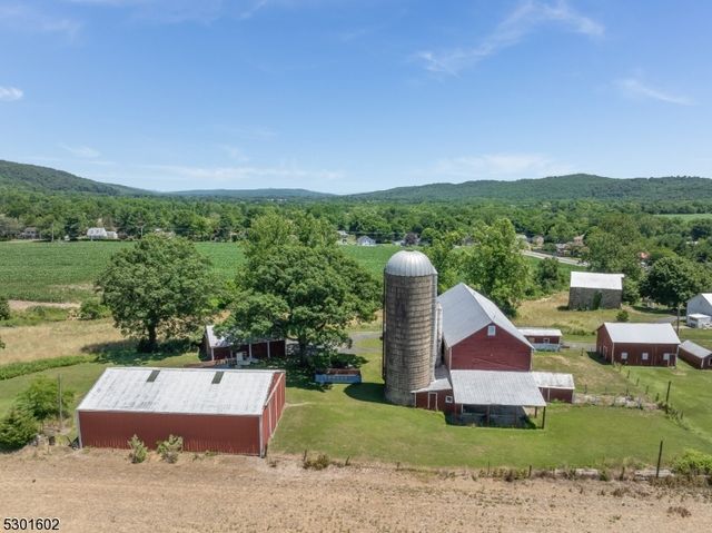 $2,500,000 | 2260 Highway 57 | Franklin Township - Warren County