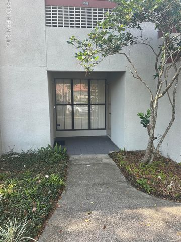 $1,500 | 1501 Wood Hill Place, Unit 1501 | Hillwood Condominiums