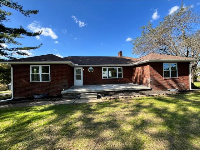 $249,900 | 1083 Sandy Lake Road | Wolf Creek Township - Mercer County