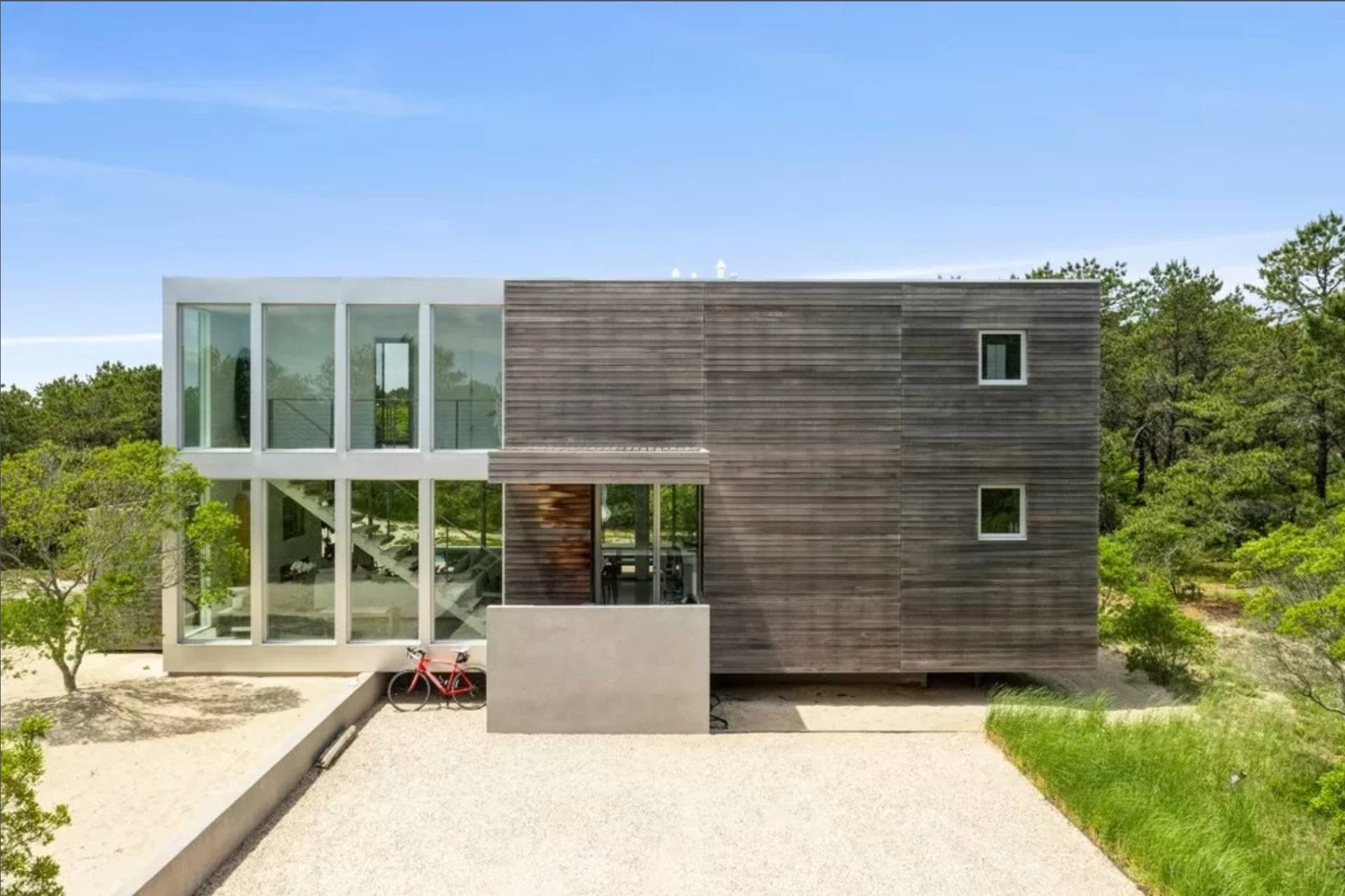 a house view with a outdoor space