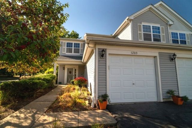 $225,000 | 1203 Brookdale Drive | Carpentersville