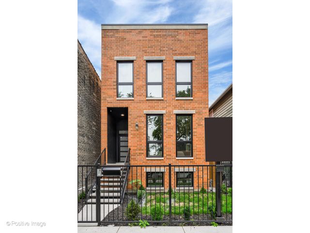 $1,749,999 | 2134 West Superior Street | West Town