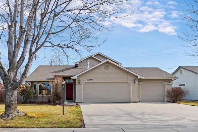 $459,900 | 2208 North Aronmink Way | Northwest Meridian