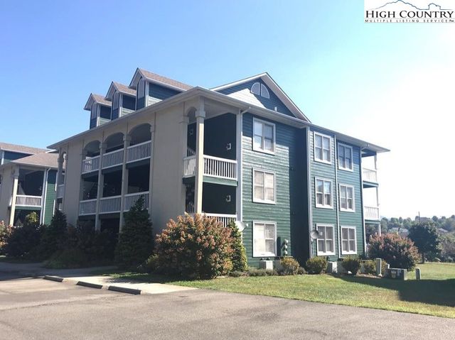 $1,050 | 155 Birkdale Court, Unit C52 SUITE | Jefferson Landing