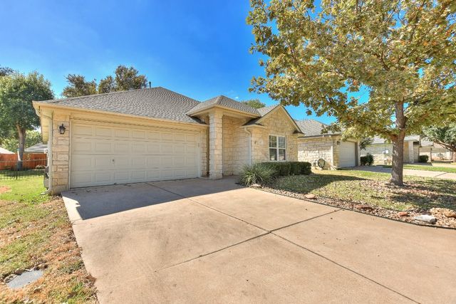 $325,000 | 122 Village Drive | River Bend