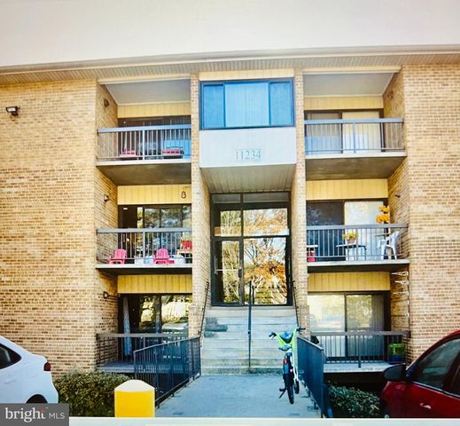 $163,950 | 11234 Cherry Hill Road, Unit 204 | The Cherry Glen Condominiums