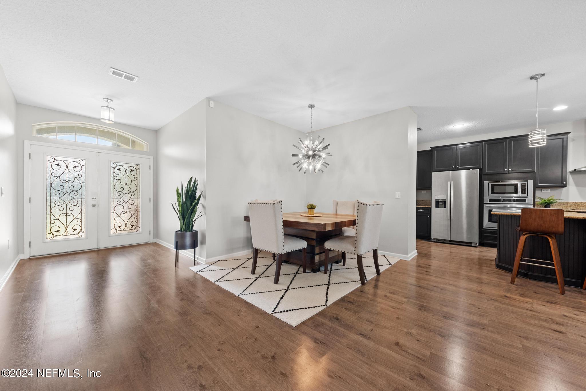 Foyer to Dining Area