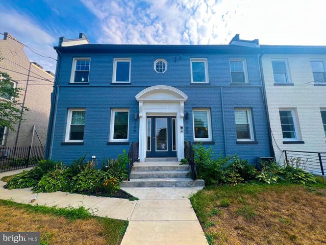 $2,950 | 709 Quincy Street Northeast, Unit 2 | Brookland