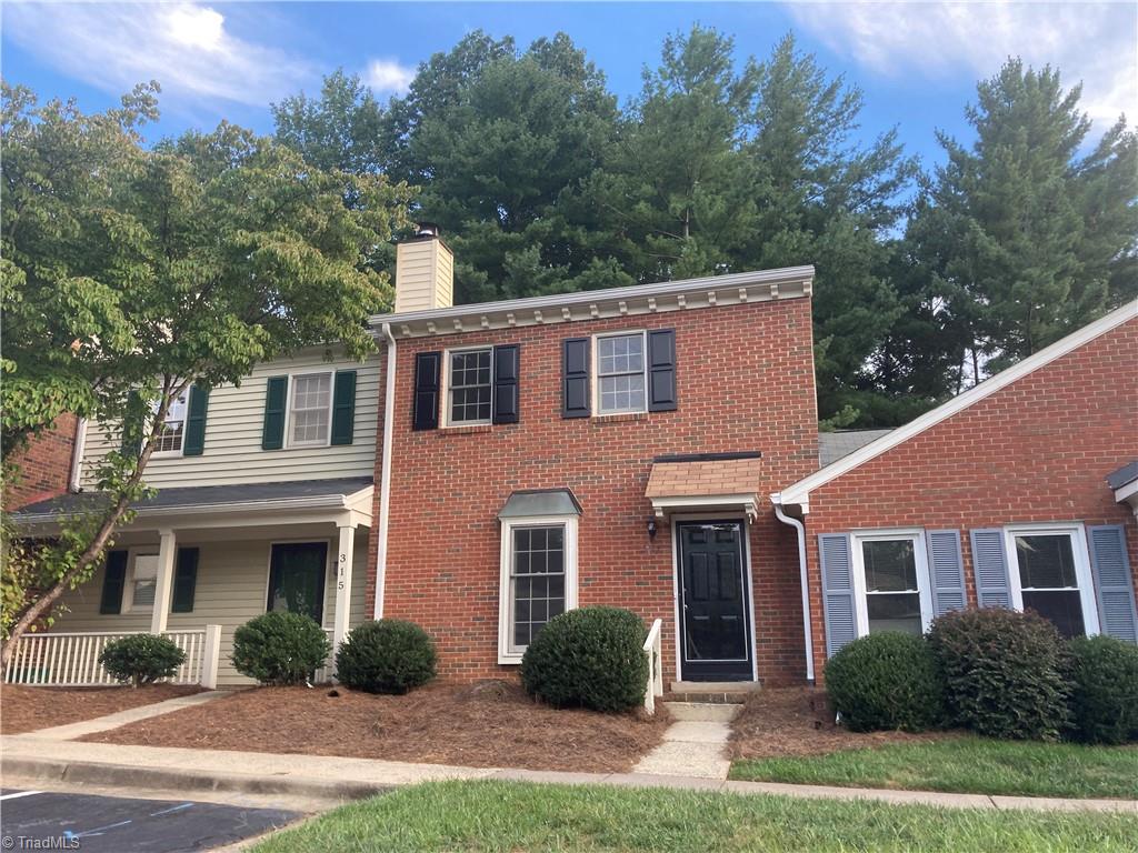 317 Oak Arbor Lane is a FULLY REMODELED 2-bedroom all-brick townhouse.