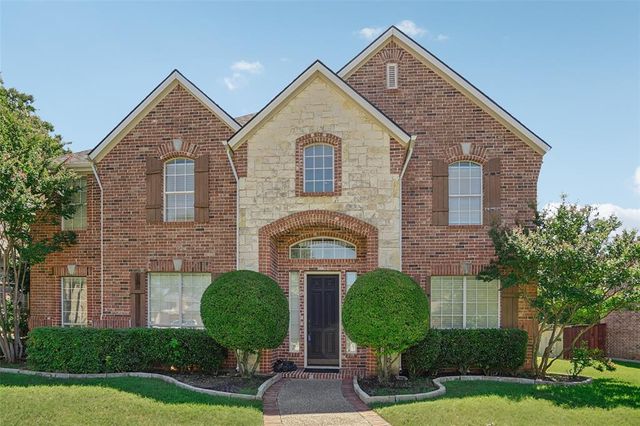 $715,000 | 7720 Cap Rock Drive | Forest Creek North