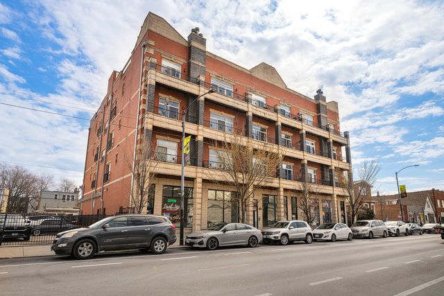 $349,900 | 4231 North Kedzie Avenue, Unit 4C | Irving Park