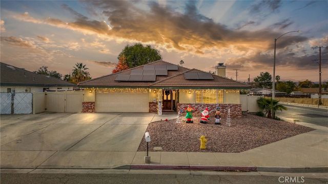 $525,000 | 699 Deardorff Drive | Hemet