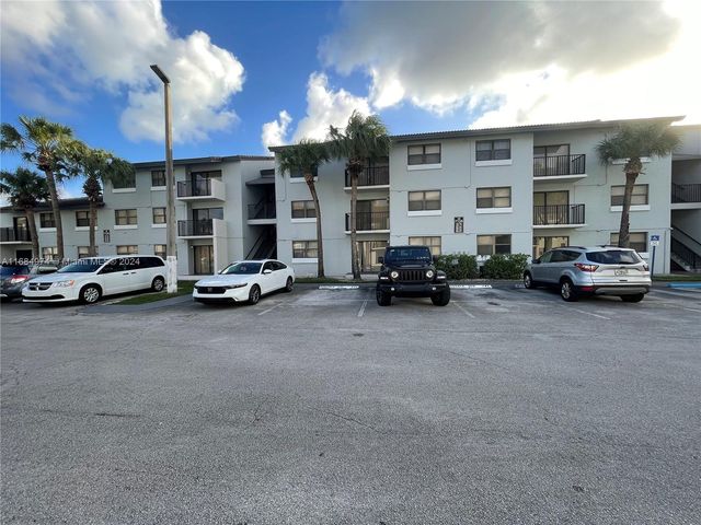 $278,000 | 7135 Northwest 179th Street, Unit 110 | Country Club of Miami