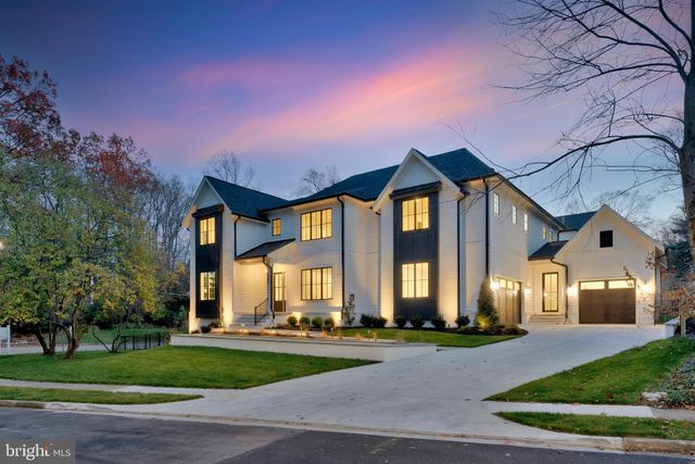 $3,850,000 | 1440 Ironwood Drive | Chesterbrook Woods