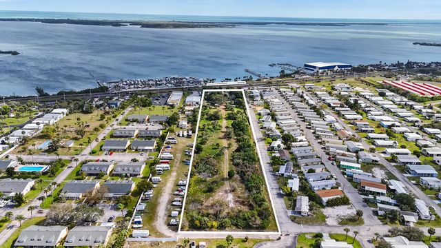 $2,995,000 | 8560-8580 Us Highway | North Okeechobee