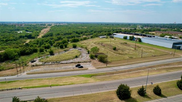 $420,000 | 3304-10 Sheppard Access Road | Wichita Falls